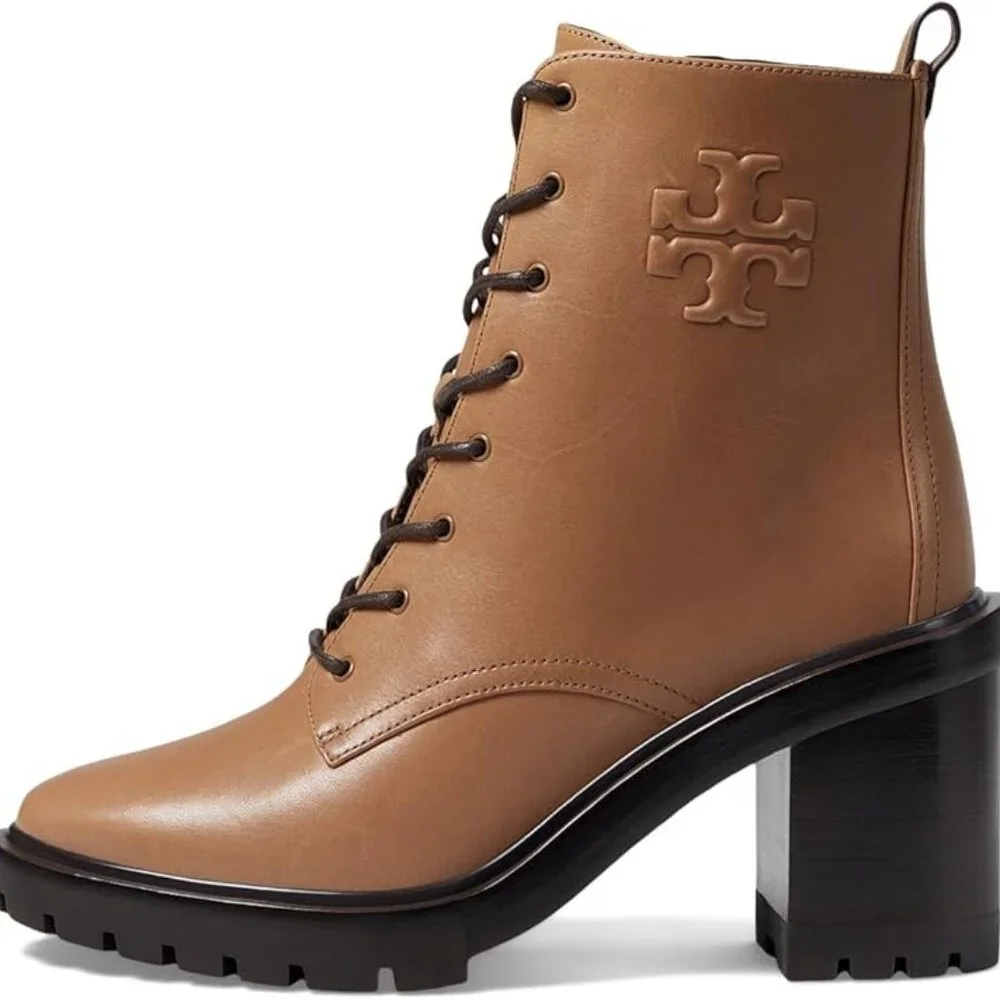 NEW Tory Burch 95 mm DOUBLE T LUG ANKLE BOOT in Almond Flour 25M2 - Picture 1 of 9